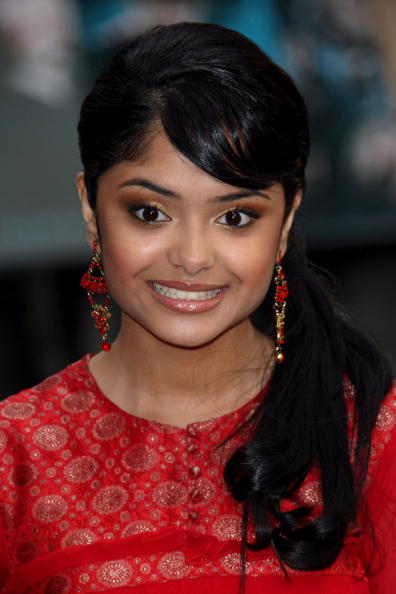 Afshan Azad Net Worth | Celebrity Net Worth