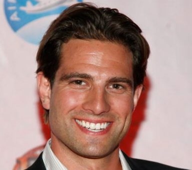 Scott McGillivray Net Worth | Celebrity Net Worth