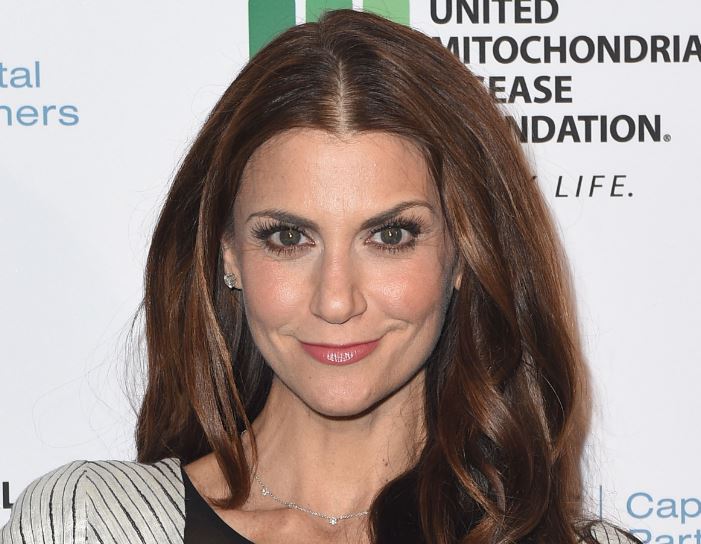 Samantha Harris Net Worth | Celebrity Net Worth