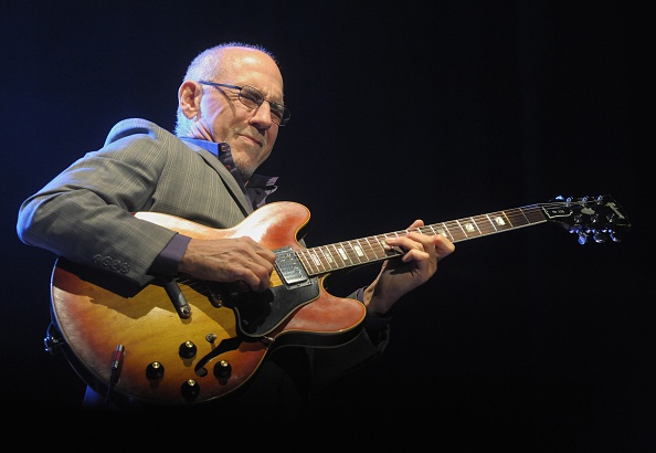 Larry Carlton Net Worth | Celebrity Net Worth