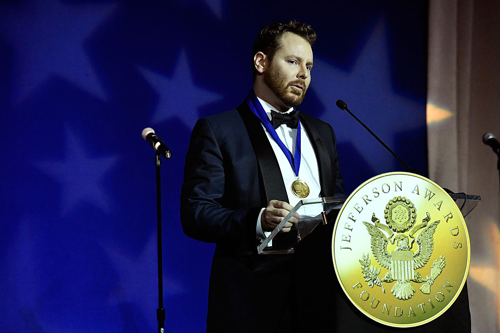 Napster Billionaire Sean Parker Making Moves In Medicine Celebrity